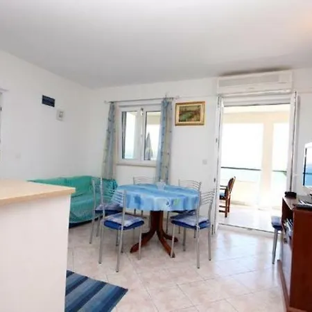 Apartment Baumgartner Seget Vranjica